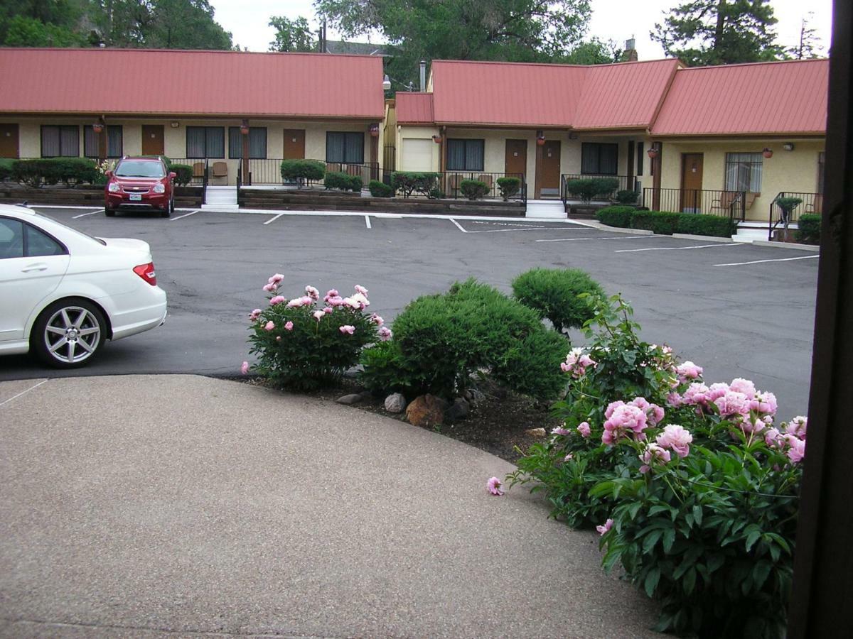 Mecca Motel Colorado Springs Extérieur photo